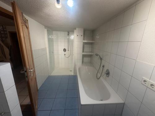 Monteure Maisonette in Egingena