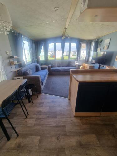 3 bed 2 bath Static on parkdean morecambe, Morecambe (photo 2)