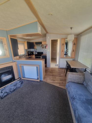 3 bed 2 bath Static on parkdean morecambe, Morecambe (photo 5)