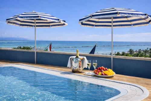 Hotel Holiday - Martinsicuro