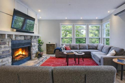 Tremblant Prestige - Les Eaux 207-2 – khách sạn tại Mont Tremblant