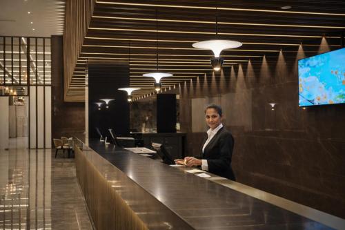 Lobby, Colombo International Airport Hotel in Negombo