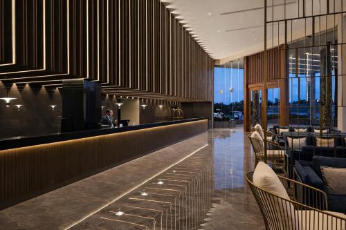 Lobby, Colombo International Airport Hotel in Negombo