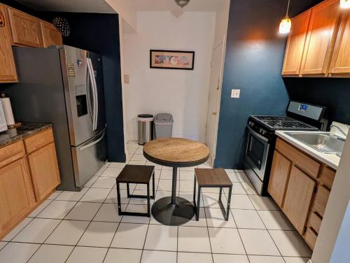 East Side 1BR wParking - image 9