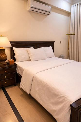 The Grand Matrimony House - main image
