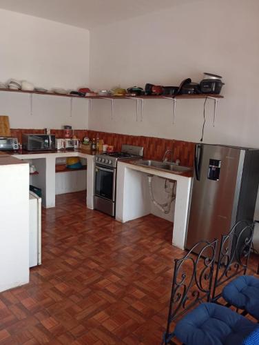 virtuve, Bello chalet Monterrico in El Cebollito