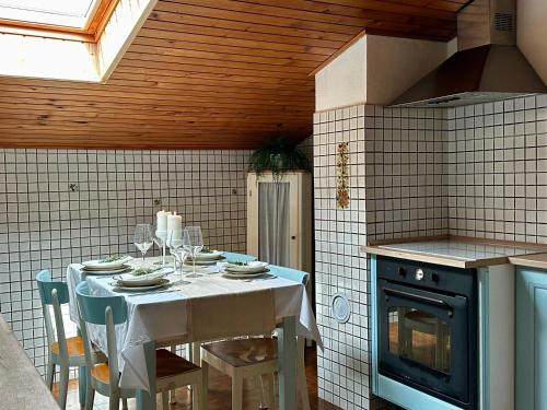 Konyha, Saleto Apartma in Jagodje