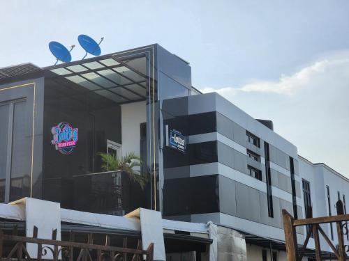 BADABING Lagos – khách sạn tại Lekki