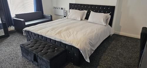 Liv's place in Oldbury