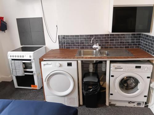 Liv's place in Oldbury