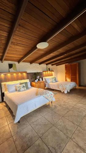 Comfortable Escazu Stay Full Kitchen, 2 Beds in San Antonio