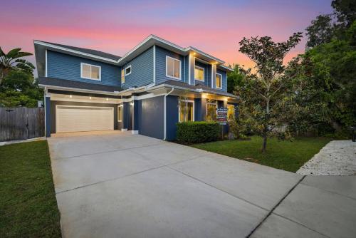 Gulf Coast • 6 BR • Heated Pool•Hot Tub•Near Beach in Seminole (FL)