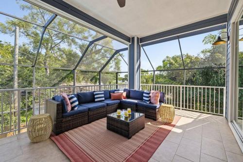 Gulf Coast • 6 BR • Heated Pool•Hot Tub•Near Beach in Seminole (FL)