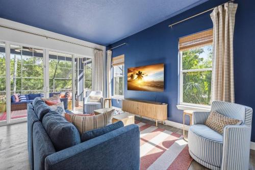 Gulf Coast • 6 BR • Heated Pool•Hot Tub•Near Beach in Seminole (FL)