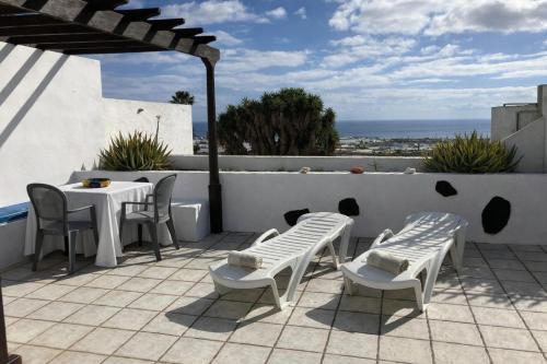beranda/teres, finca del sol lanzarote - sea view studio in Guime