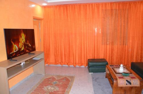 Residence 33 orange
