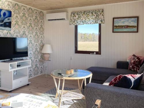 Iekārtas, 4 person holiday home in Hemse in Huse