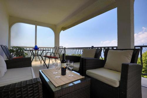 Apartment Vrata Jadrana 1 - image 3