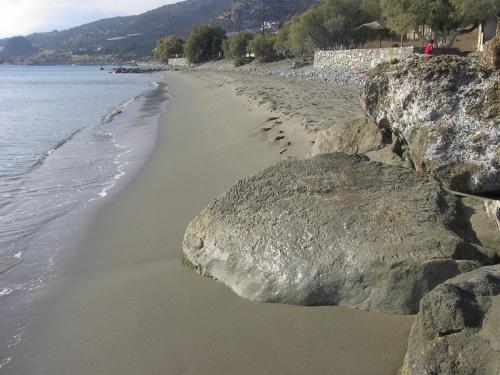 razgled, Xenos Apartments in Viannos