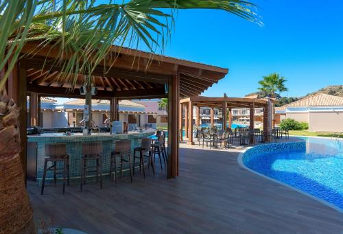 La Marquise Luxury Resort Complex - image 7