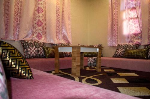 společenská místnost / TV salónek, Best choice in Laayoune comfort And attractive price in Akhfennirr