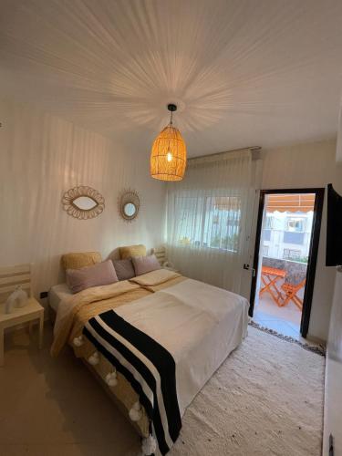 Cozy Beachfront 2BR in Rabat - Central & Secure – khách sạn tại El Akkari