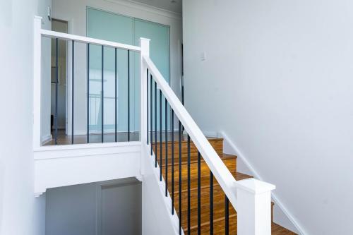Macarthur Stay - Spacious 4BR Home with Outdoor Area in Campbelltown