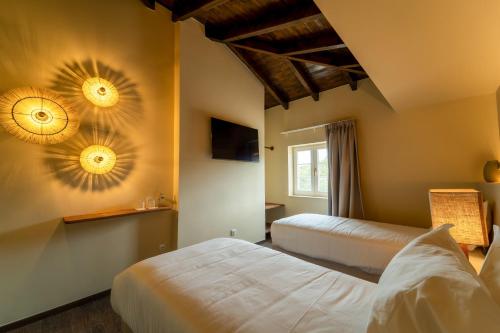 Chambre avec 2 lits