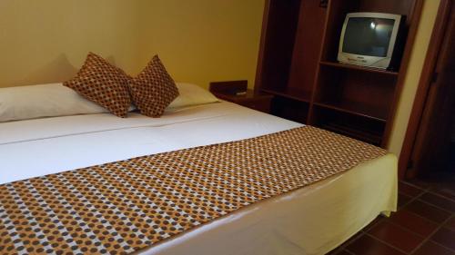 Economy Double Room image 1
