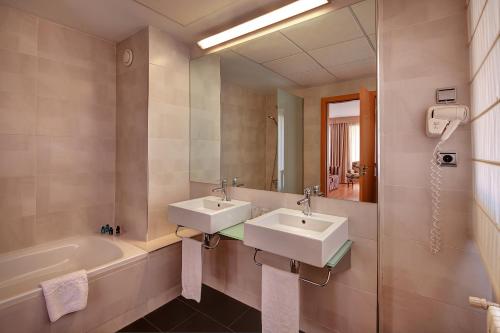 Hospedium Hotel Villa Gomá - main image