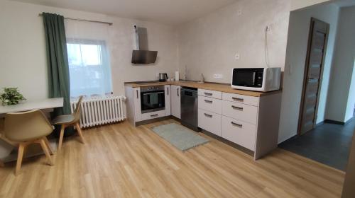 Kitchen, Apartman Kozolupy in Tlucna