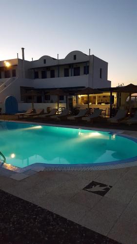 Thira's Dolphin - main image