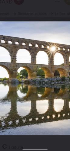 Maison Sernhac Pont du Gard Uzes Remoulin gîte à louer Sernhac