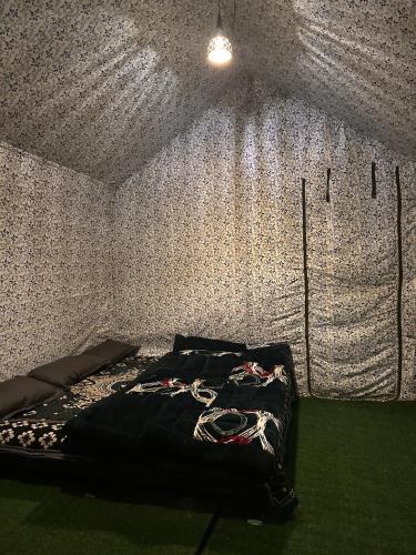 1 futon bed