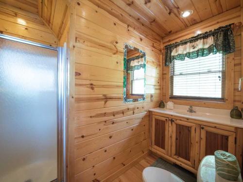 View Catcher Two Bedroom Home In Gatlinburg Tn Reviews
