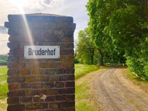 Bruderhof - Retreats & Ferien am See nahe Berlin in Hohenferchesar, Deutschland