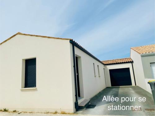 Maison avec jardin, calme proche La Rochelle île de ré (Maison avec jardin, calme proche La Rochelle ile de re) in Saint-Xandre