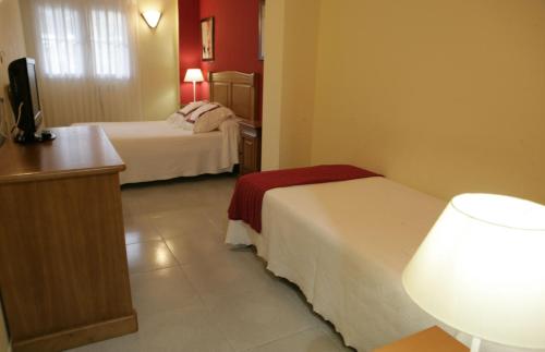 Hotel Azpiazu - main image