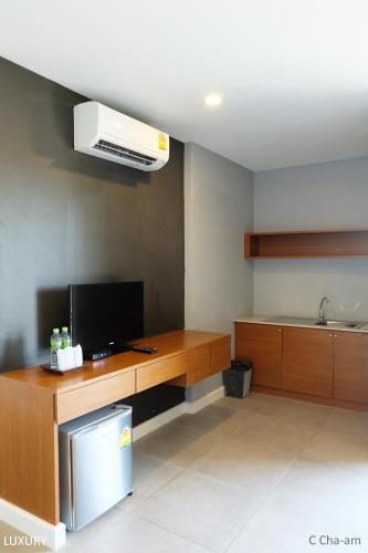 C Cha-Am Hotel C Cha-Am Hotel is conveniently located in the popular Cha Am Beachfront area. Both business travelers and tourists can enjoy the propertys facilities and services. Service-minded staff will welcome a