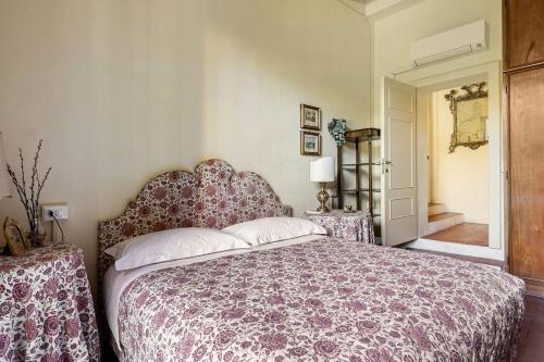 Palazzo Farini Bed & Breakfast