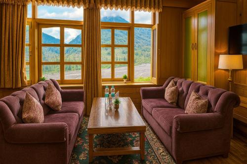 Snow Clad Riverview Hotel & Resort - Top rated & most awarded property in Manali photo 5