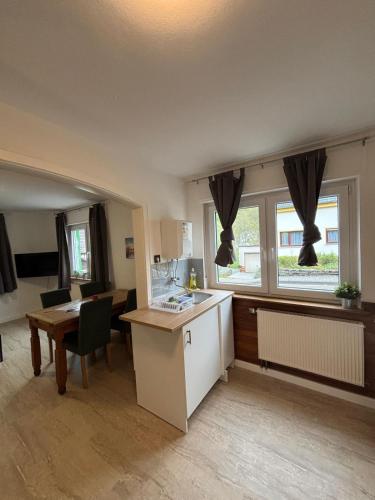 Altes Bierhaus Hotel Zimmervermietung - Deesen