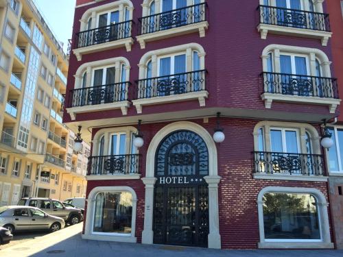 Hotel Areas III Playa in Viveiro