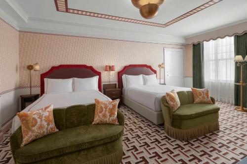 room detail thumbnail 1