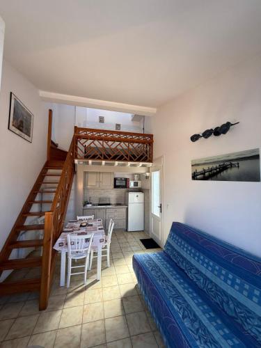 appartememt pres de la mer avec terrasse n1