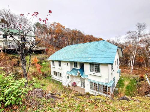 Lily of the Valley Forest Co-living & Music Lounge Self-Service in 朝日