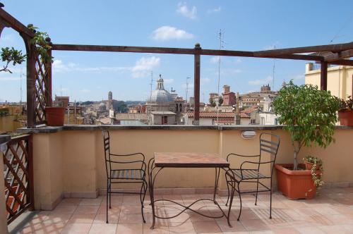 Panoramic Apartment - Rome