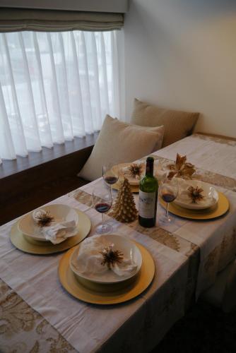 Two-Bedroom Apartment image 6