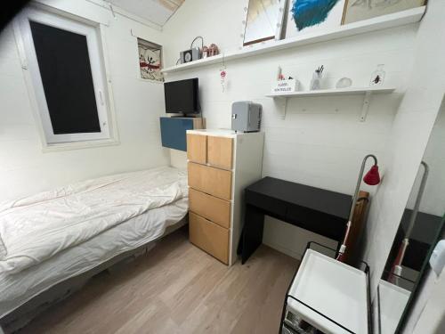 Ljusterö Skärgården Cabin (Ljustero Skargarden Cabin) in Laggarsvik