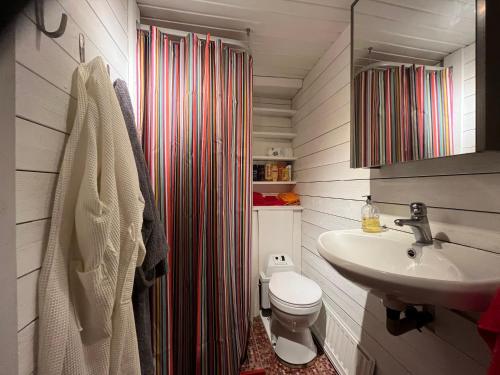 Ljusterö Skärgården Cabin (Ljustero Skargarden Cabin) in Laggarsvik